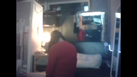 Snapshot of slutviki chatting on 10.20.25 slutviki online show from 10.20.25