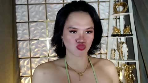 Snapshot of sluty_maxine chatting on 04.16.26 Rosette online show from 04.16.26