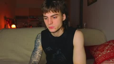 Snapshot of sly_gus chatting on 06.04.26 Gus online show from 06.04.26