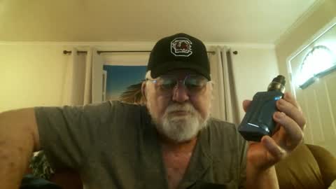 Snapshot of slydevi1 chatting on 10.13.25 Slydevil online show from 10.13.25