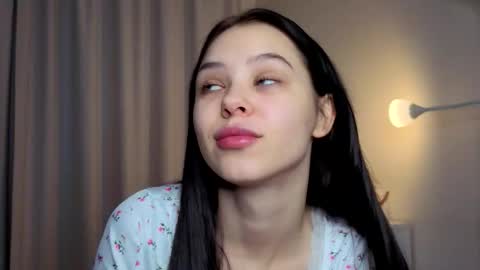 Snapshot of slyshypie chatting on 02.04.26 Lily online show from 02.04.26