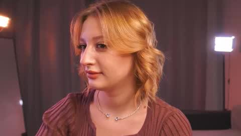 Snapshot of slyshypie chatting on 02.28.26 Lily online show from 02.28.26