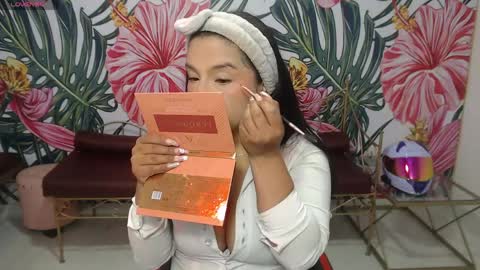 Mariana Torres online show from 04.08.26