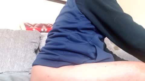 Snapshot of smallmalelass chatting on 01.21.25 smallmalelass online show from 01.21.25