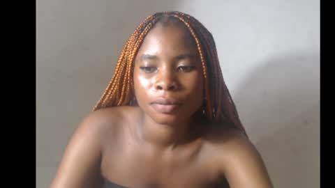 Snapshot of smallsluty chatting on 05.21.26 smallsluty online show from 05.21.26