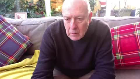 Snapshot of smartmeter chatting on 12.24.24 smartmeter online show from 12.24.24