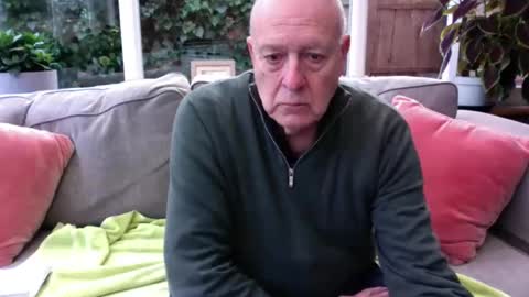 Snapshot of smartmeter chatting on 10.14.25 smartmeter online show from 10.14.25