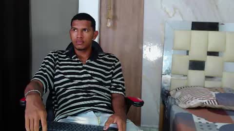 Snapshot of smiith_gonzalez chatting on 07.14.26 SMITH online show from 07.14.26