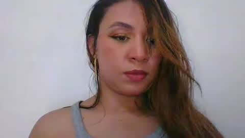 Snapshot of smileycherry chatting on 12.19.24 smileycherry online show from 12.19.24