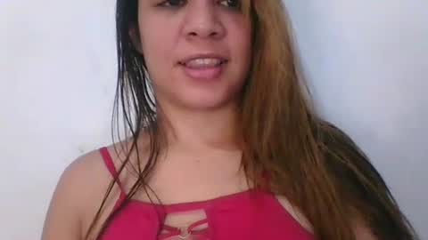 Snapshot of smileycherry chatting on 12.21.24 smileycherry online show from 12.21.24