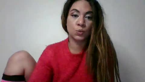 Snapshot of smileycherry chatting on 01.04.25 smileycherry online show from 01.04.25