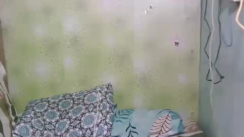 Snapshot of smilinglady27 chatting on 12.23.24 smilinglady27 online show from 12.23.24