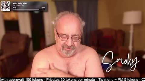 Snapshot of smokymountanman chatting on 10.08.25 smokymountanman online show from 10.08.25