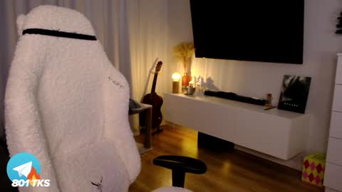 smthwrong online show from 01.09.25