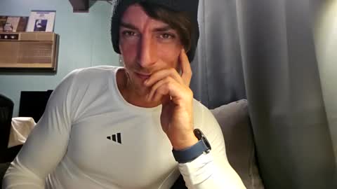 Snapshot of snackyyyy chatting on 02.16.26 Snackyyyy online show from 02.16.26