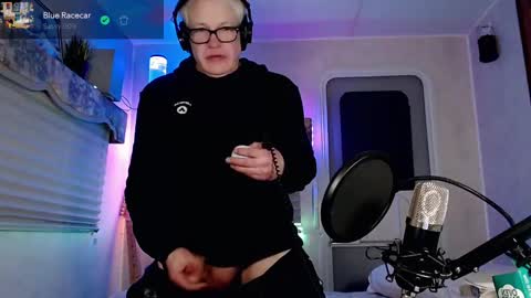 Snapshot of snarfle chatting on 02.27.25 Viiscount Snarfle Von Snarfenberg online show from 02.27.25