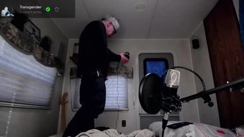 Snapshot of snarfle chatting on 02.28.25 Viiscount Snarfle Von Snarfenberg online show from 02.28.25