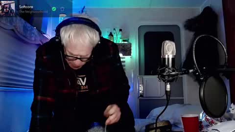 Snapshot of snarfle chatting on 03.06.25 Viiscount Snarfle Von Snarfenberg online show from 03.06.25