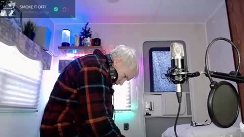 Snapshot of snarfle chatting on 03.06.25 Viiscount Snarfle Von Snarfenberg online show from 03.06.25