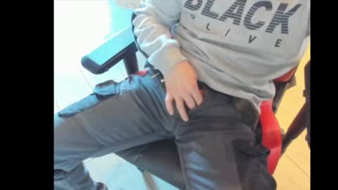 Snapshot of snip1977 chatting on 02.17.25 snip1977 online show from 02.17.25