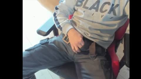 Snapshot of snip1977 chatting on 11.05.25 snip1977 online show from 11.05.25