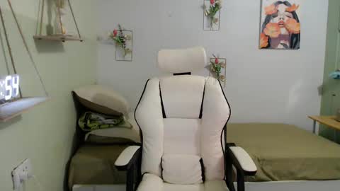 snow_2000 online show from 12.12.24