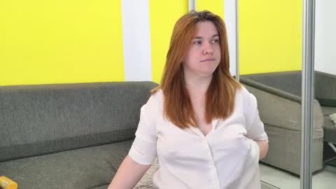 Snapshot of snowflakec chatting on 03.08.25 snowflakec online show from 03.08.25