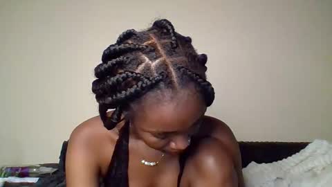 Snowie eyes online show from 03.21.26