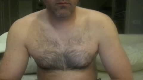 Snapshot of socal805c chatting on 12.23.25 chris online show from 12.23.25