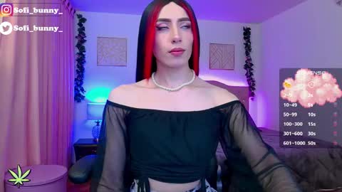 soffi_bunny_ online show from 11.23.25