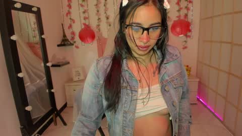 Snapshot of soffi_roberts chatting on 01.31.25 sofiia online show from 01.31.25