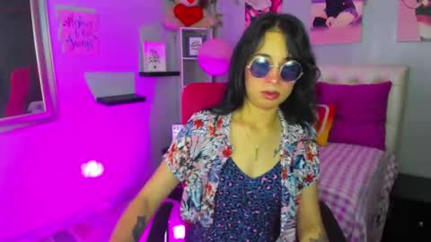 Snapshot of soffi_roberts chatting on 09.13.25 sofiia online show from 09.13.25