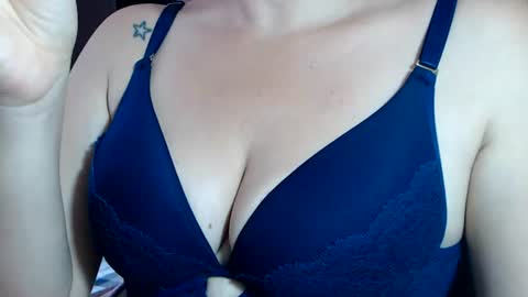 Snapshot of sofi995971 chatting on 06.21.26 Sofa Castellanos online show from 06.21.26