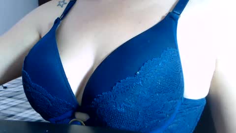 Snapshot of sofi995971 chatting on 07.14.26 Sofa Castellanos online show from 07.14.26