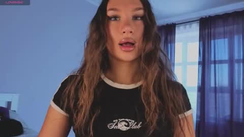 Snapshot of sofi___love chatting on 02.05.26 Sofi online show from 02.05.26