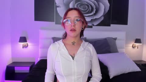 Snapshot of sofi_bakerrr chatting on 12.11.24 Sofia online show from 12.11.24