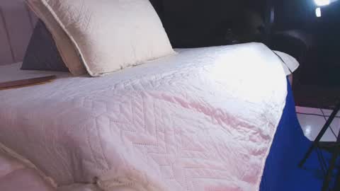 Sofia online show from 11.28.25