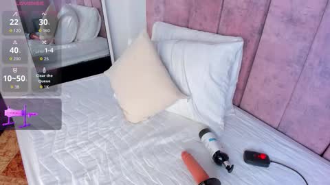 sofi_gomeez online show from 02.05.26