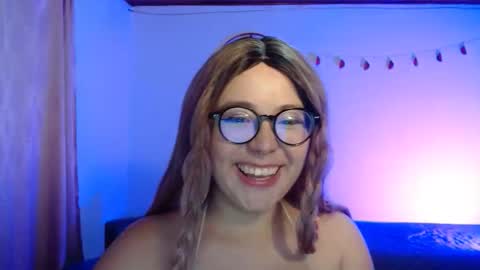 Snapshot of sofi_lynch chatting on 11.05.25 Sofi Lynch online show from 11.05.25