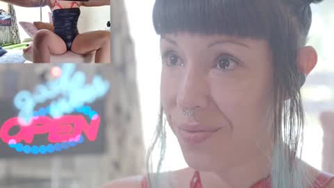 Sofi Mora online show from 09.10.25