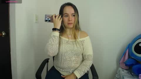 Snapshot of sofi_sweetcam21 chatting on 04.11.26 LAURA SOFIA online show from 04.11.26