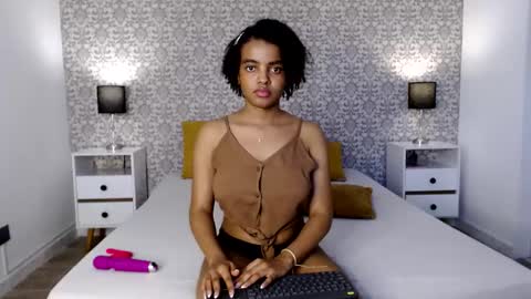 Snapshot of sofi_z chatting on 01.15.25 Sofi online show from 01.15.25