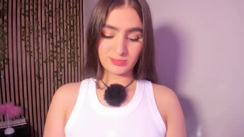 Snapshot of sofia44 chatting on 06.02.26 Skarlett online show from 06.02.26