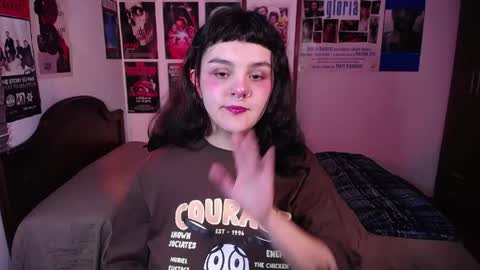 Snapshot of sofia_coolle chatting on 04.26.26 Sofi online show from 04.26.26
