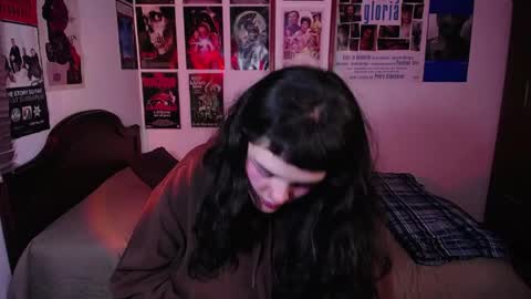 Snapshot of sofia_coolle chatting on 05.10.26 Sofi online show from 05.10.26
