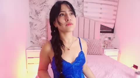 sofia gomes online show from 12.20.25