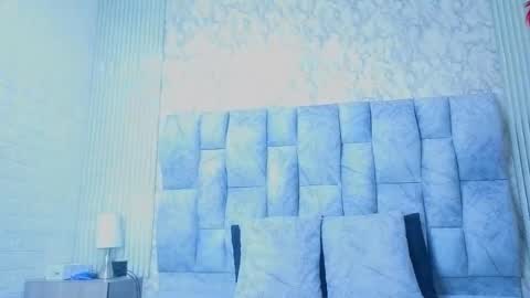 sofia gutierrez   online show from 11.14.25