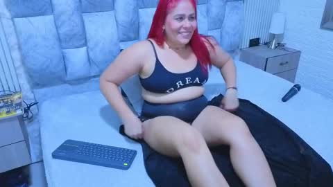 sofia gutierrez   online show from 11.15.25