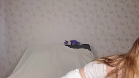 Snapshot of sofia_here chatting on 06.15.26 Sofia here online show from 06.15.26