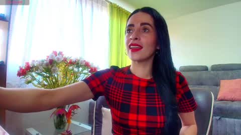 Sofia Kuleth  online show from 02.28.25